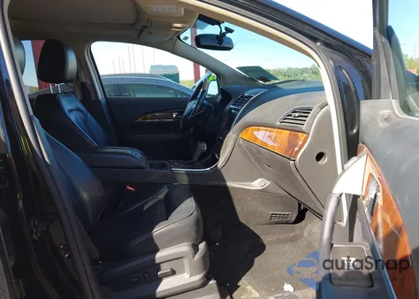 2013 Lincoln Mkx z USA, uszkodzony, nr VIN 2LMDJ8JK8DBL21155